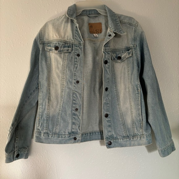 Girls Jean Jacket light wash - Picture 1 of 6